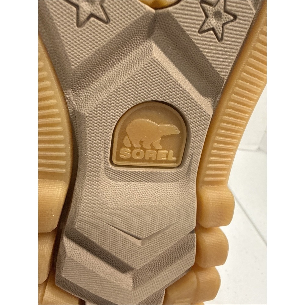 SOREL Waterproof Suede  Sneaker lifted Beige Rubber Sole Round Toe women's 10.5 - Picture 9 of 11